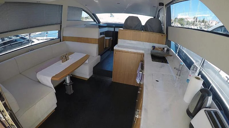 Fairline 50 Squadron