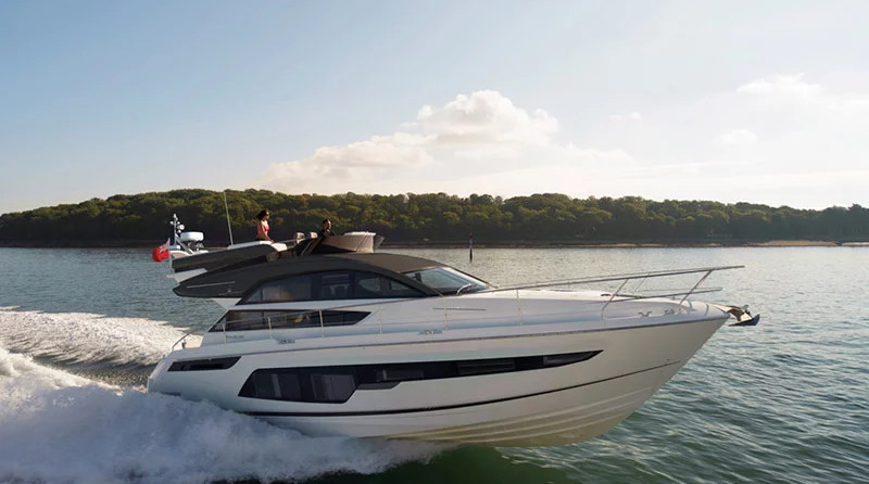 Fairline 50 Squadron