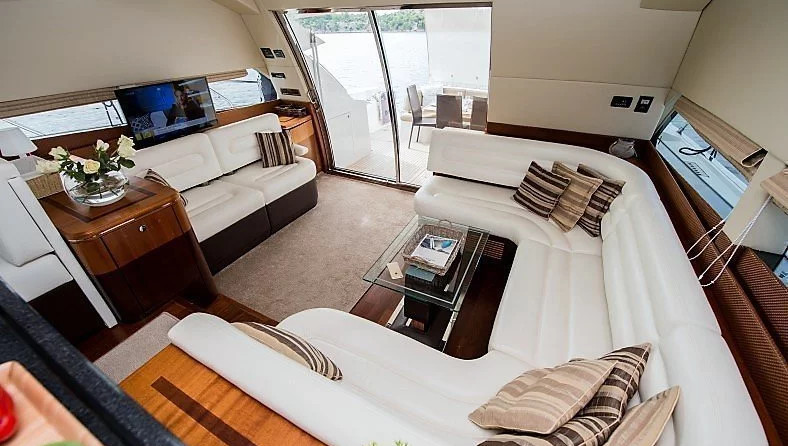 Galeon 640 FLY