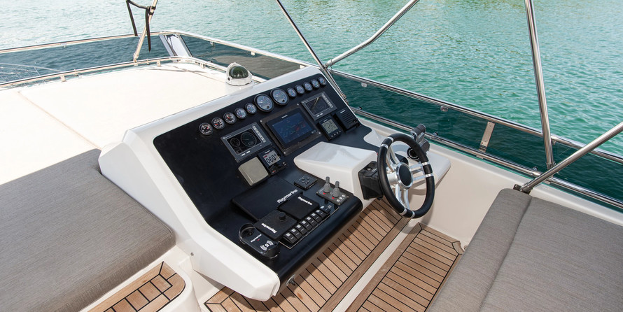 Galeon 640 FLY
