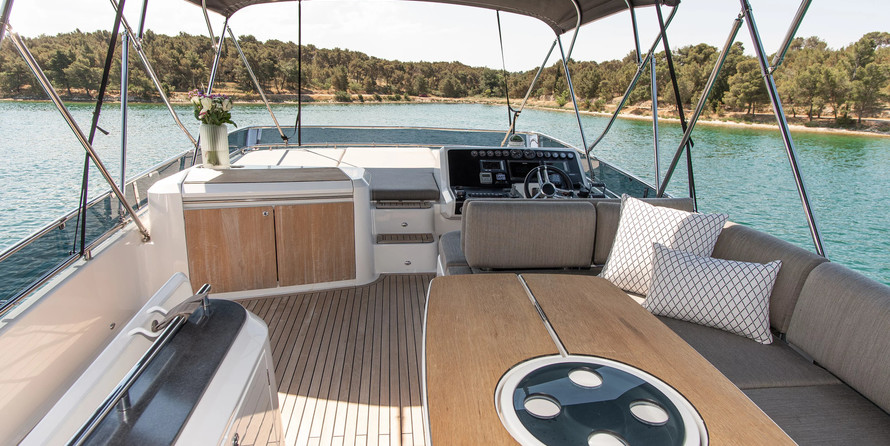 Galeon 640 FLY
