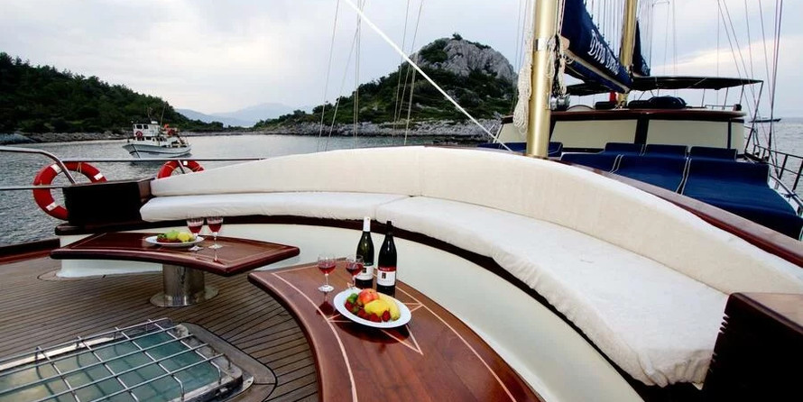 Motor sailor mauritius 43