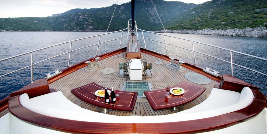 Motor sailor mauritius 43