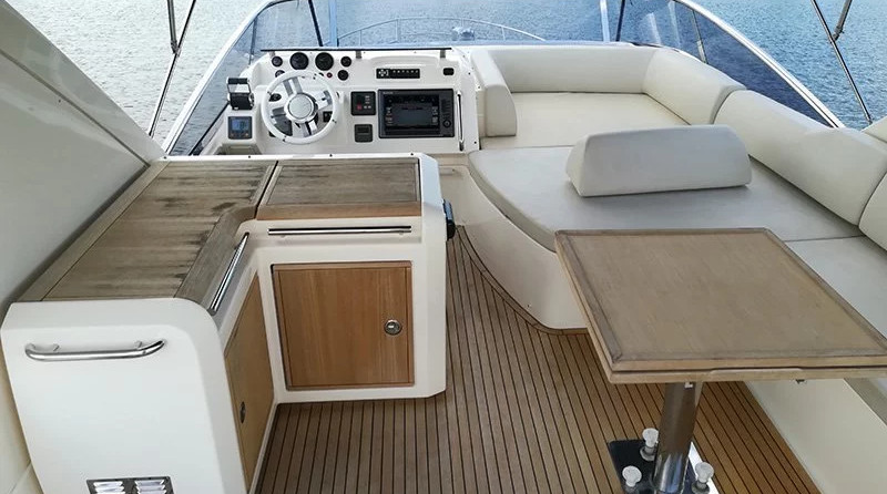 Azimut 58