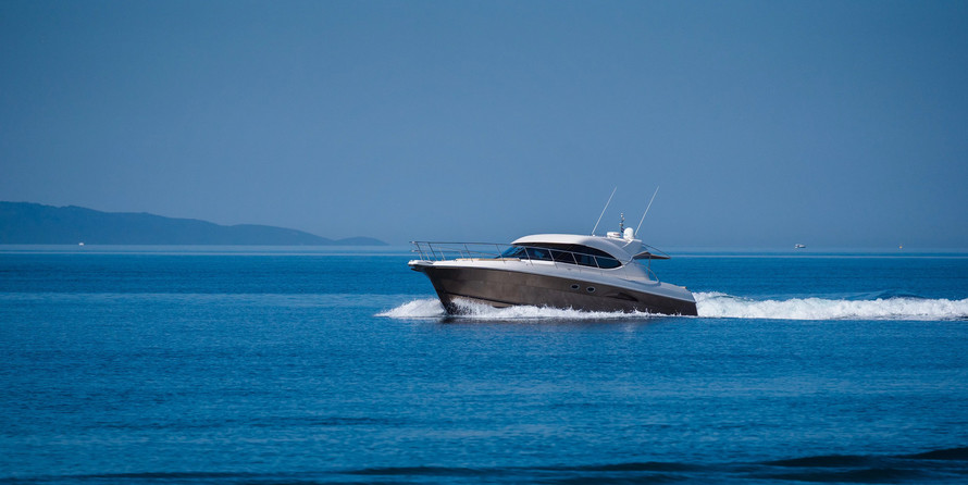 Riviera 5000 Sport Yacht