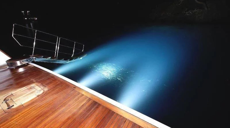 Motor yacht
