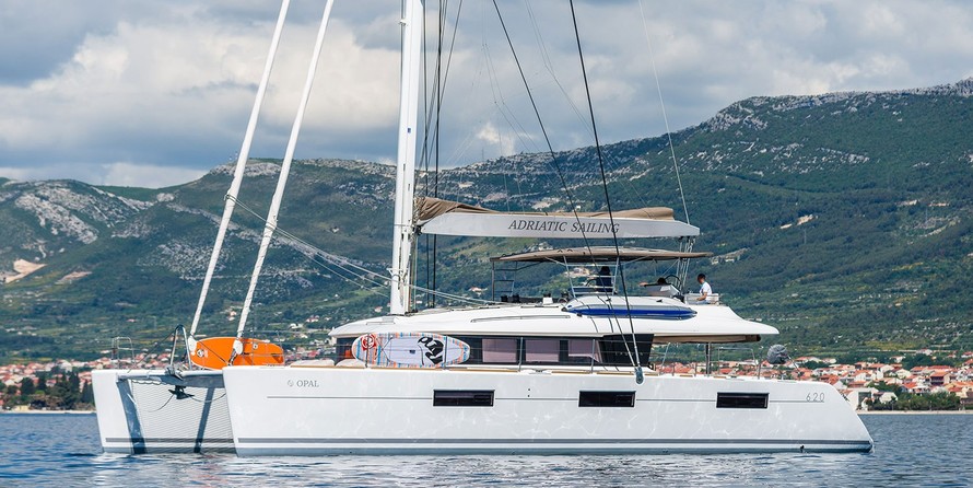 Lagoon 620