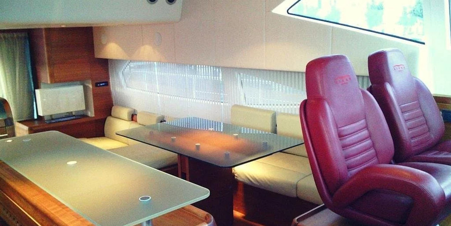 Aicon 64 - 4 + 1 cab.