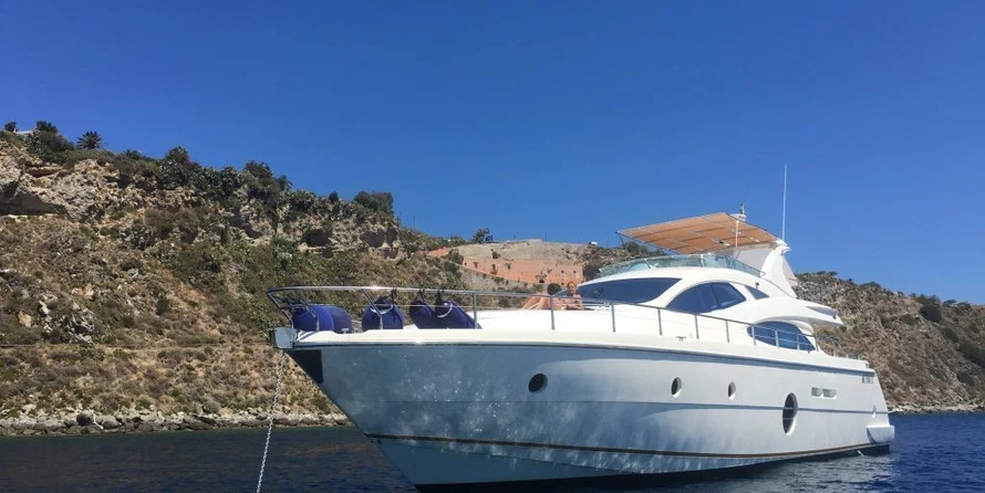 Aicon 64 - 4 + 1 cab.