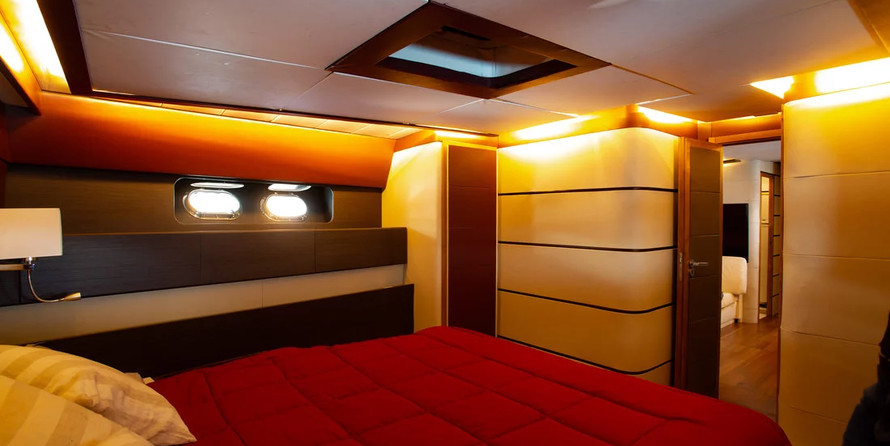 Leopard 23 - 3 + 1 cab.