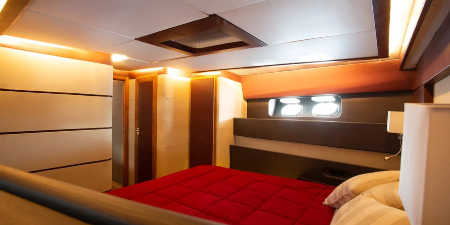 Leopard 23 - 3 + 1 cab.