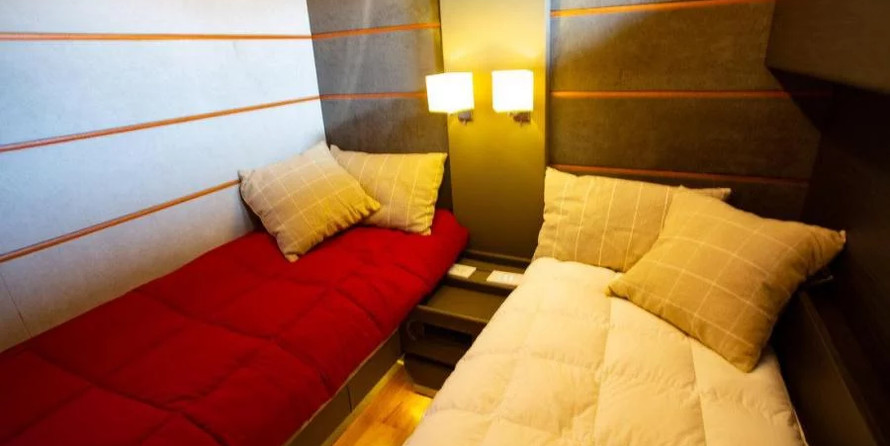 Leopard 23 - 3 + 1 cab.