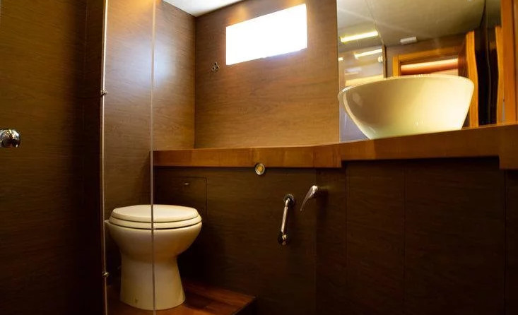 Leopard 23 - 3 + 1 cab.