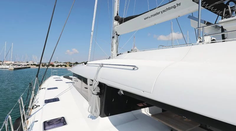 Lagoon 620