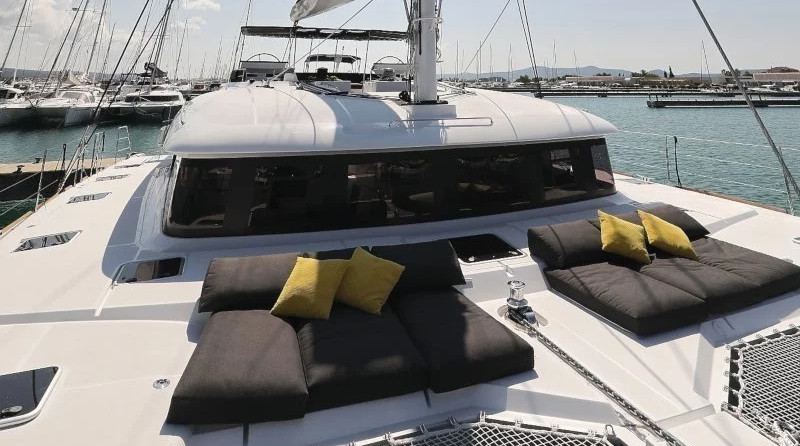 Lagoon 620