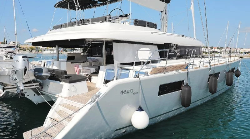 Lagoon 620
