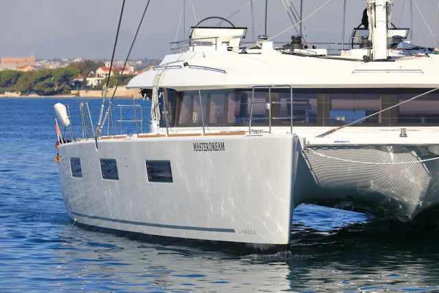 Lagoon 620