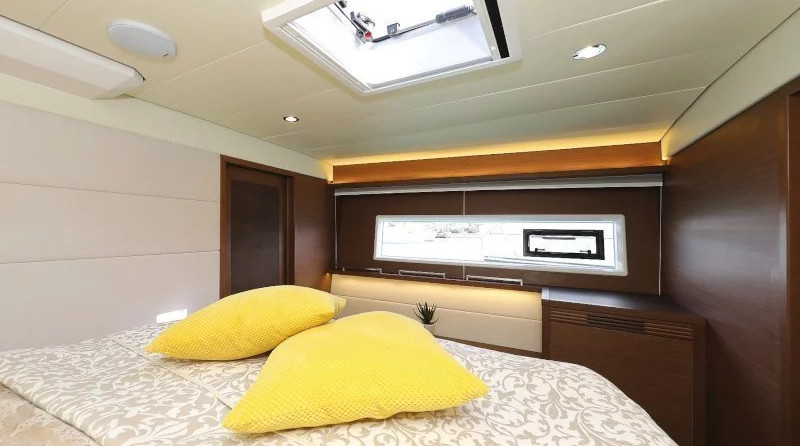 Lagoon 620