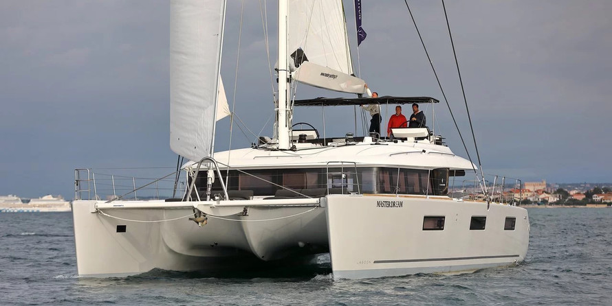 Lagoon 620 - 5 + 2 cab.