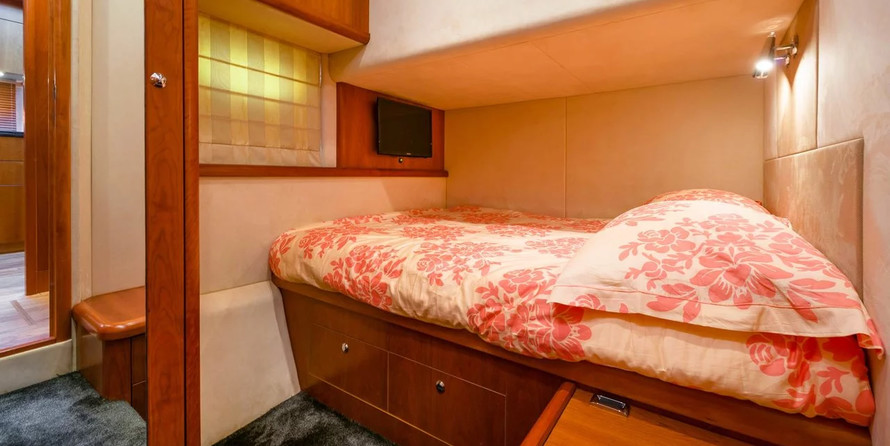 Sunseeker Predator 72