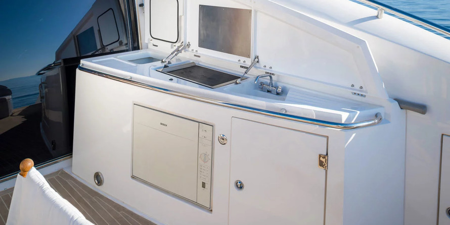 Sunseeker Predator 72