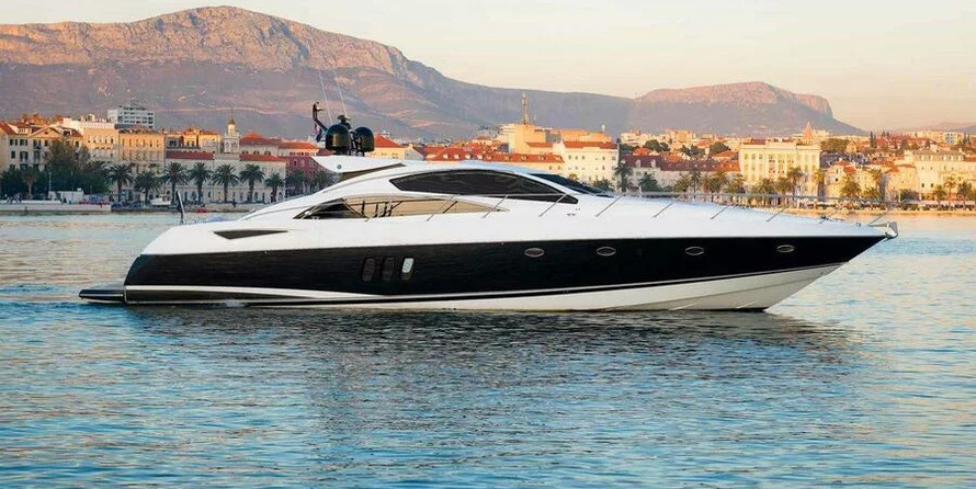 Sunseeker Predator 72