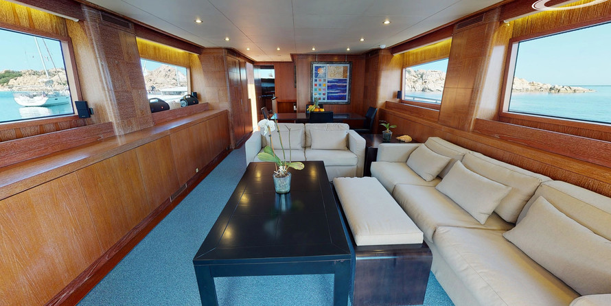 Cantieri di Pisa Akhir 85