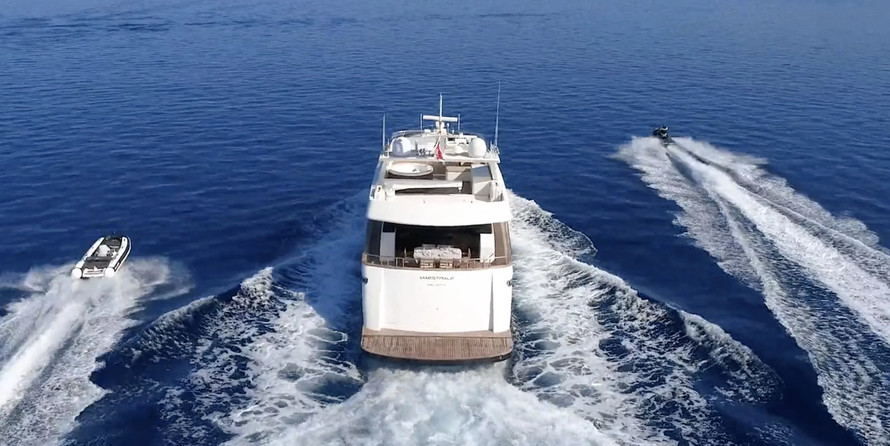 Cantieri di Pisa Akhir 85