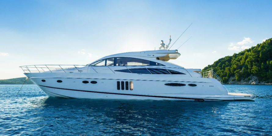 Princess V65 - 3 cab.