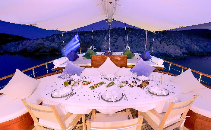 Princess V55 (1997-2001)