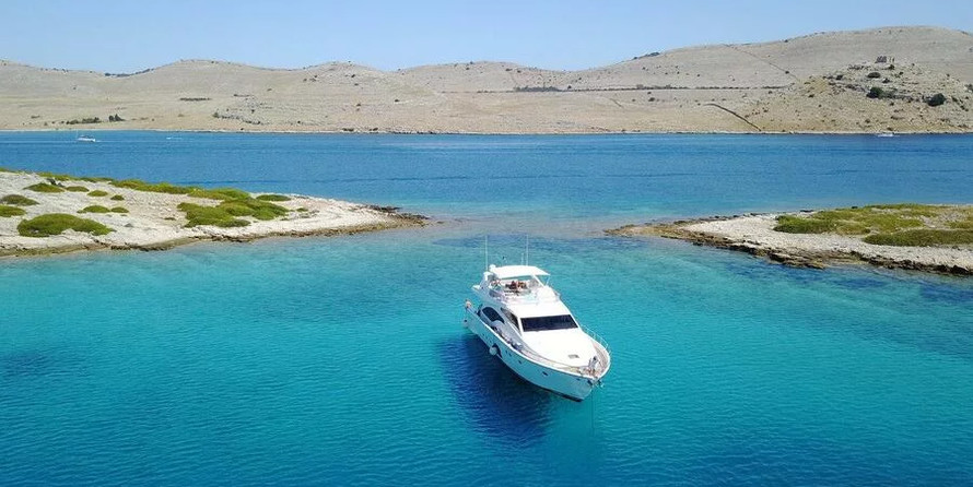 Ferretti 551 Yachts