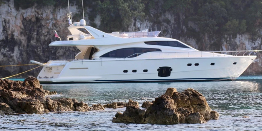 Ferretti 551 Yachts