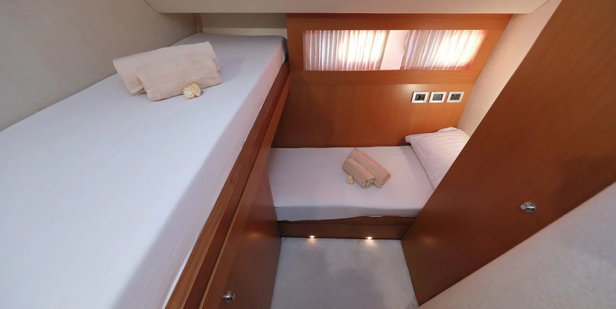 Ferretti 551 Yachts