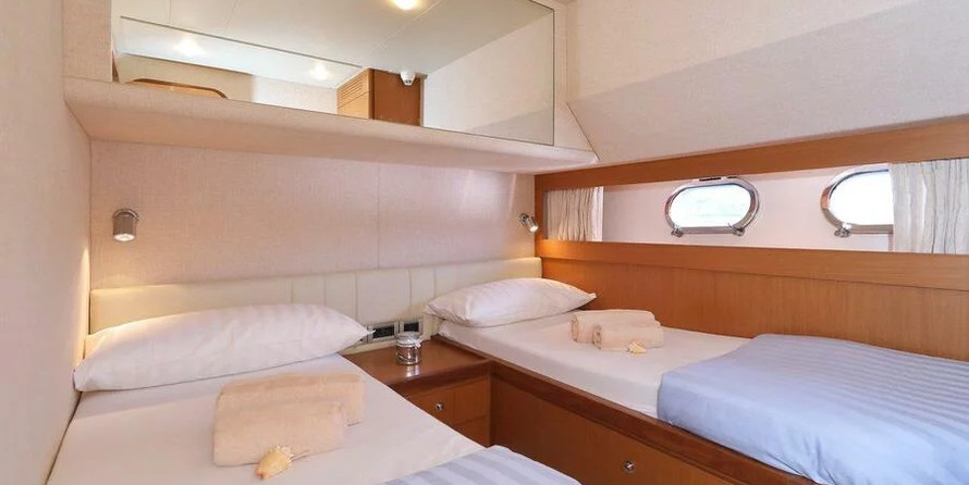 Ferretti 551 Yachts