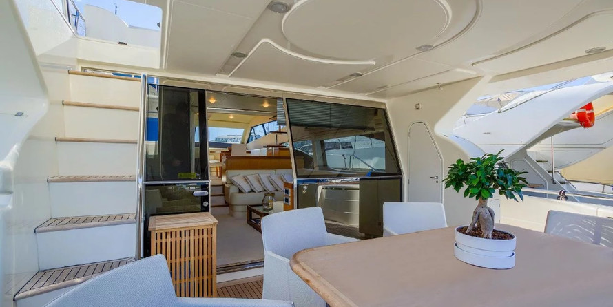 Ferretti 551 Yachts