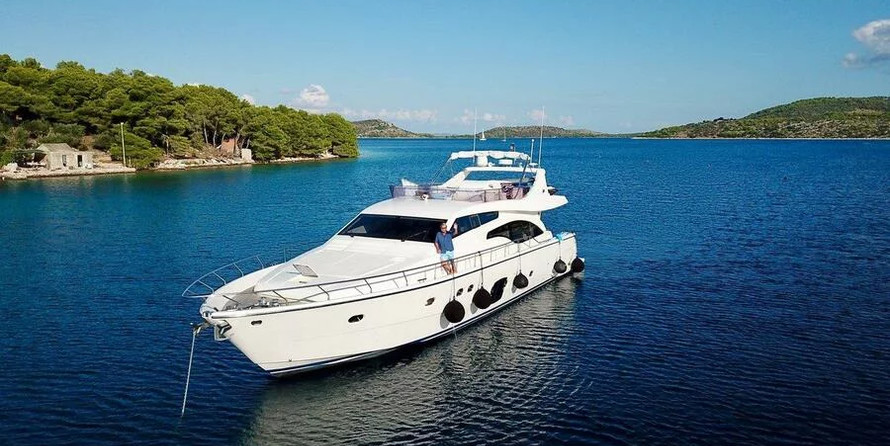 Ferretti 551 Yachts
