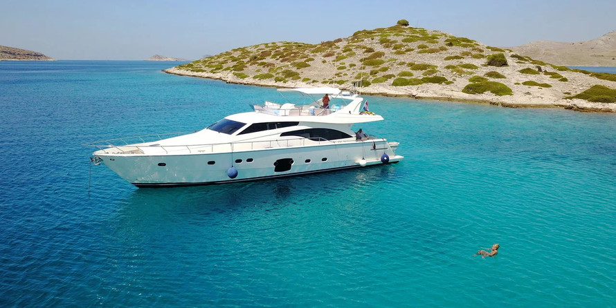 Ferretti 551 Yachts