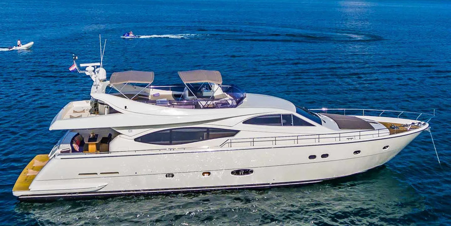 Ferretti 760
