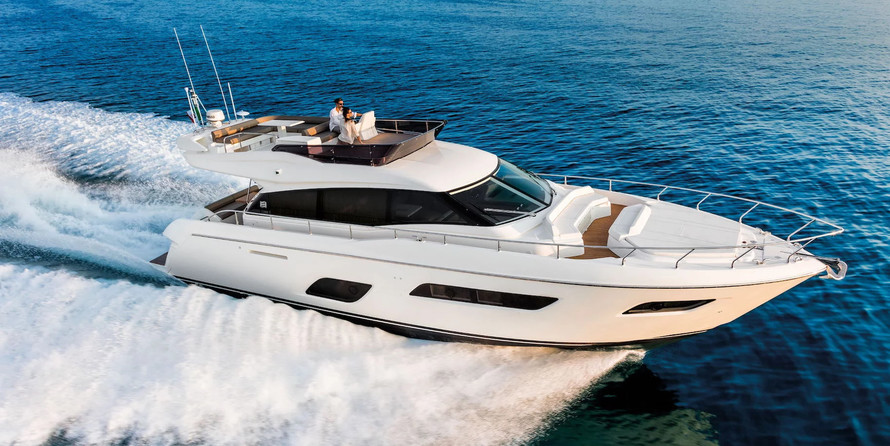 Ferretti 550