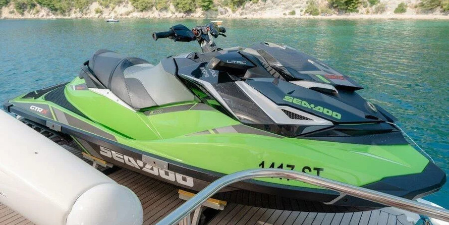 Princess 72 Flybridge - 4 + 1 cab.