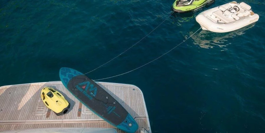 Princess 72 Flybridge - 4 + 1 cab.