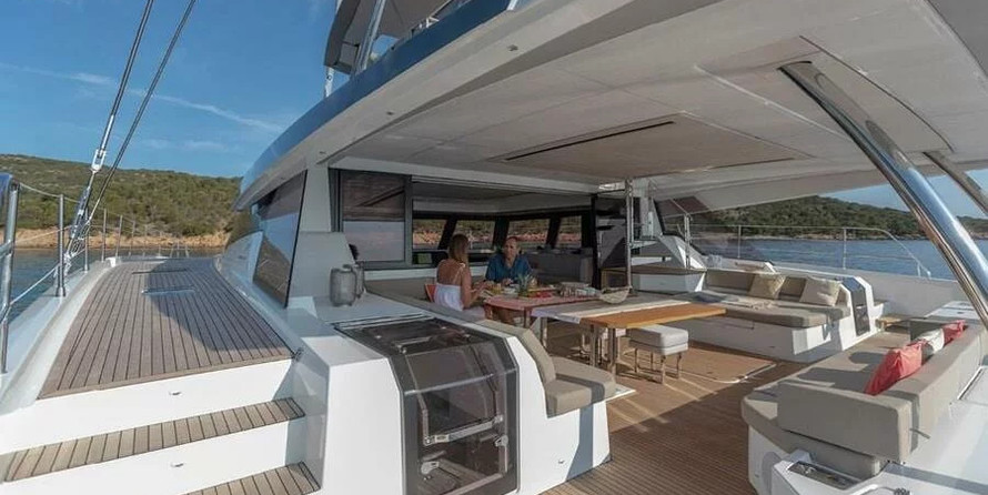 Fountaine Pajot Alegria 67