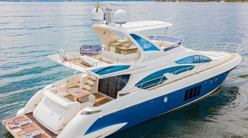 Azimut 64