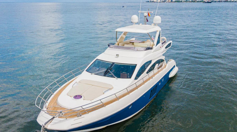 Azimut 64