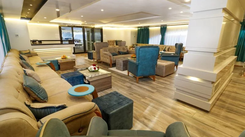 liveaboard