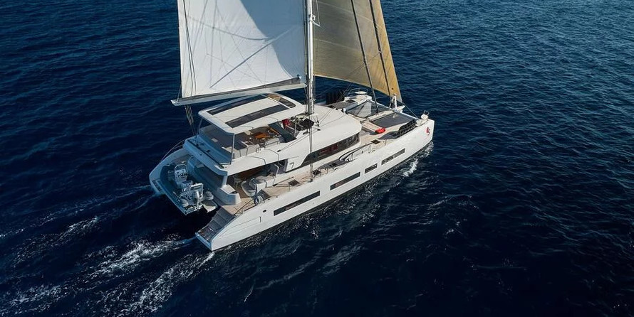 Lagoon SEVENTY 7