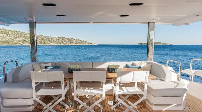 Azimut Grande 27 METRI