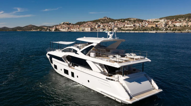 Azimut Grande 27 METRI
