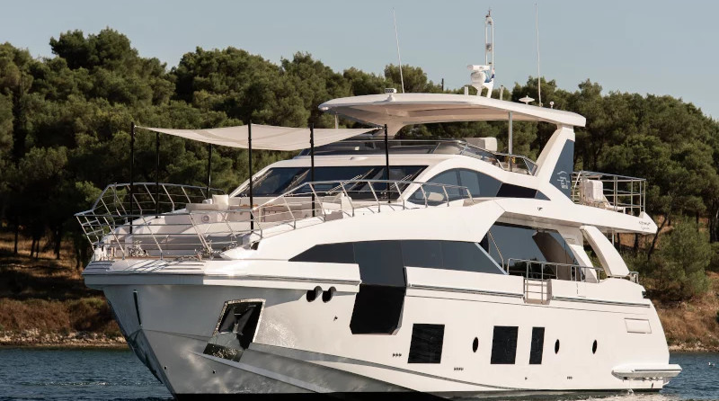 Azimut Grande 27 METRI