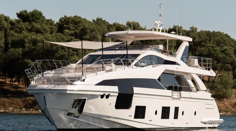 Azimut Grande 27 METRI